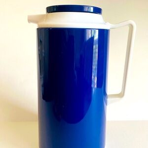 Vintage Crown Corning Thermique Japanese Blue Insulated Hot/Cold Carafe Pitcher